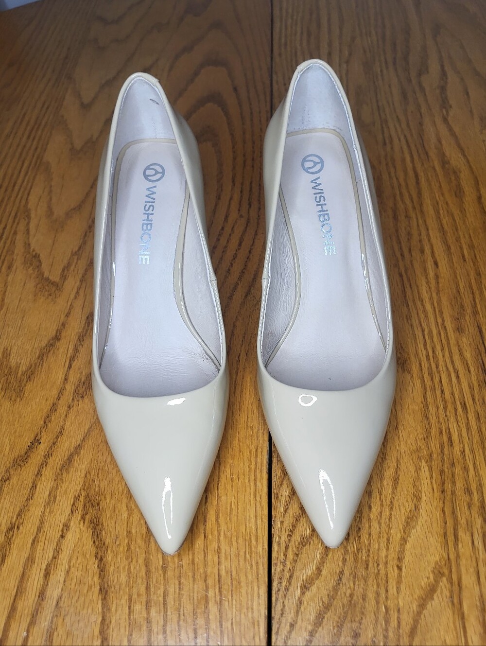 ✨️Wishbone Cream Leather Heels sz 7.5